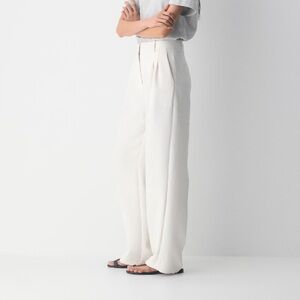 Aritzia Effortless Pants
